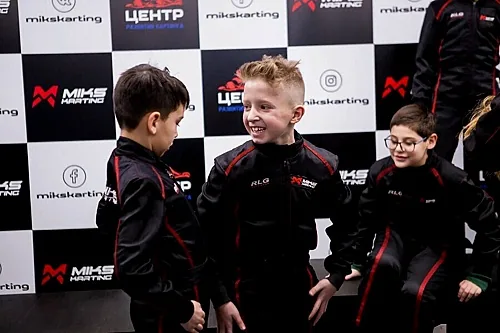 Зал — Miks Karting