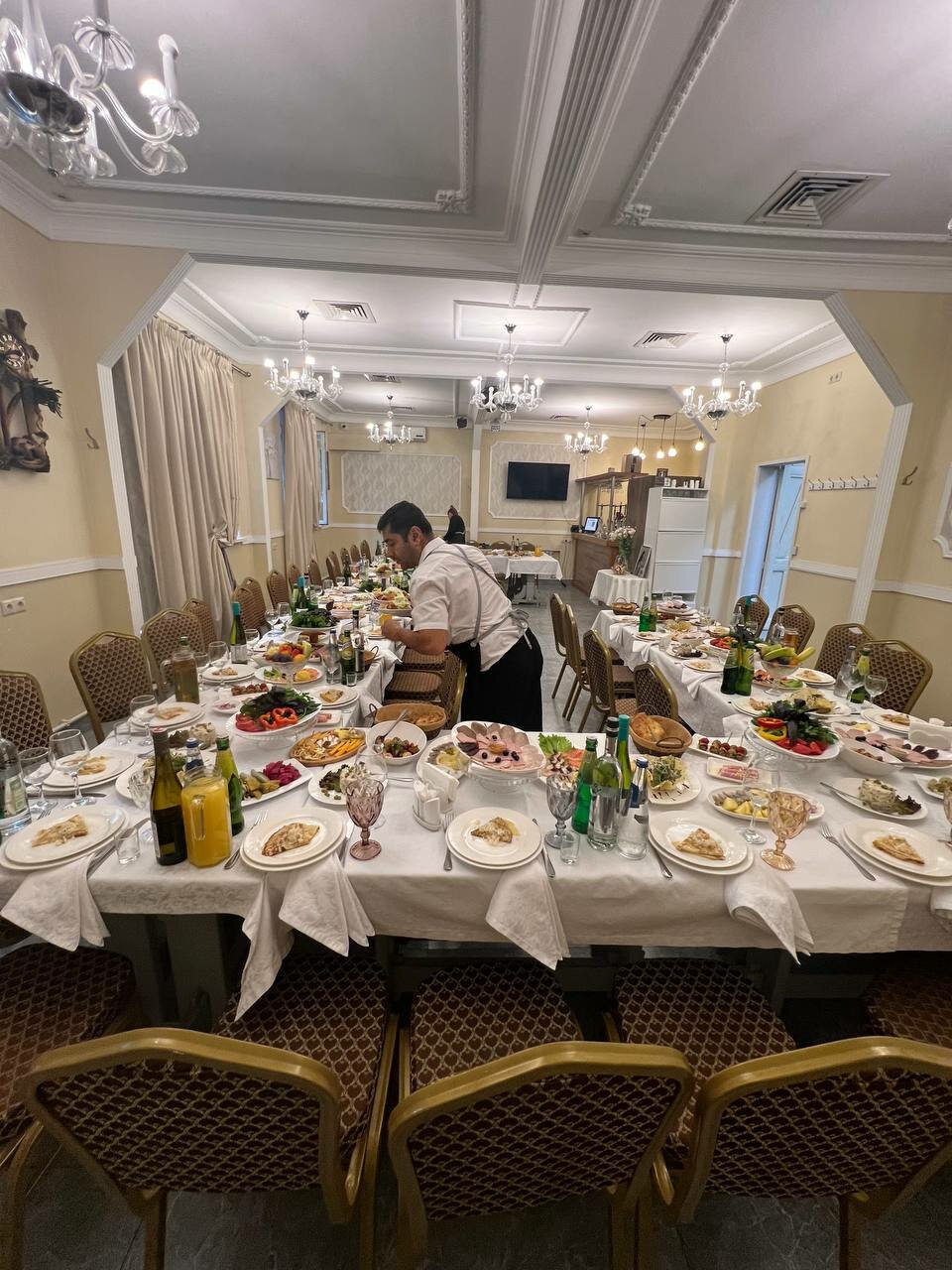 Южный дворик — Зал, фото банкетного зала