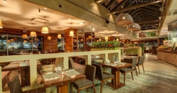 Основной зал