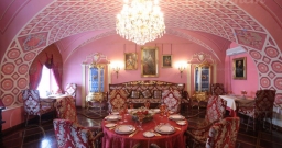 Гербовый зал — подробнее о зале