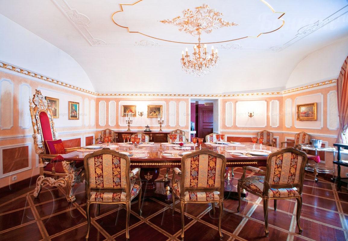 Тронный зал Тронный зал — фото 2