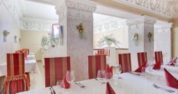 VIP балкон Советская империя — интерьер зала