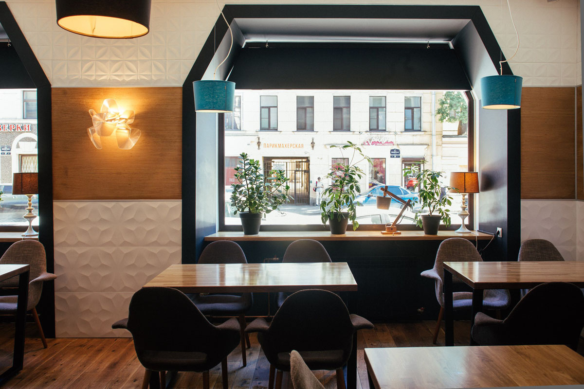 Основной зал — Кафе Абажур / Abajour