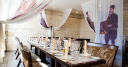 Основной зал — интерьер зала