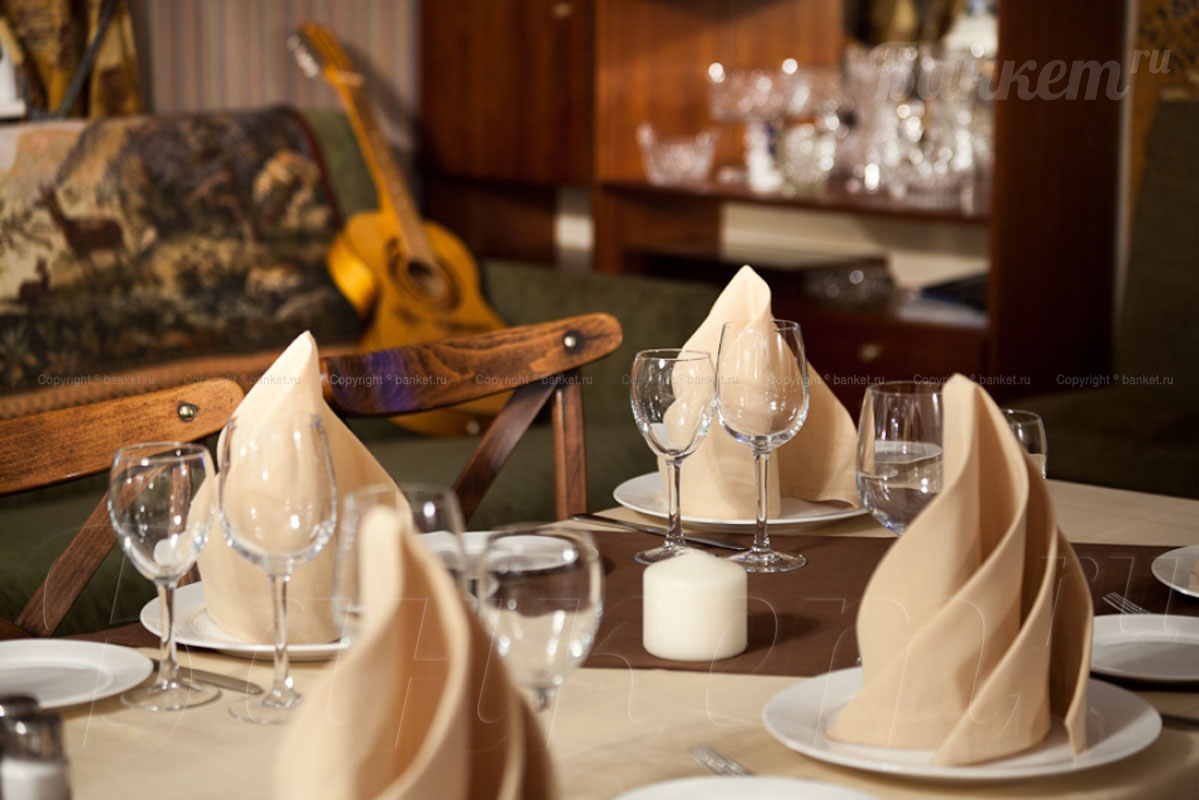 Банкетный зал Квартира с караоке — Опять 25