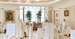 Основной зал