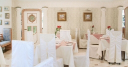 Основной зал