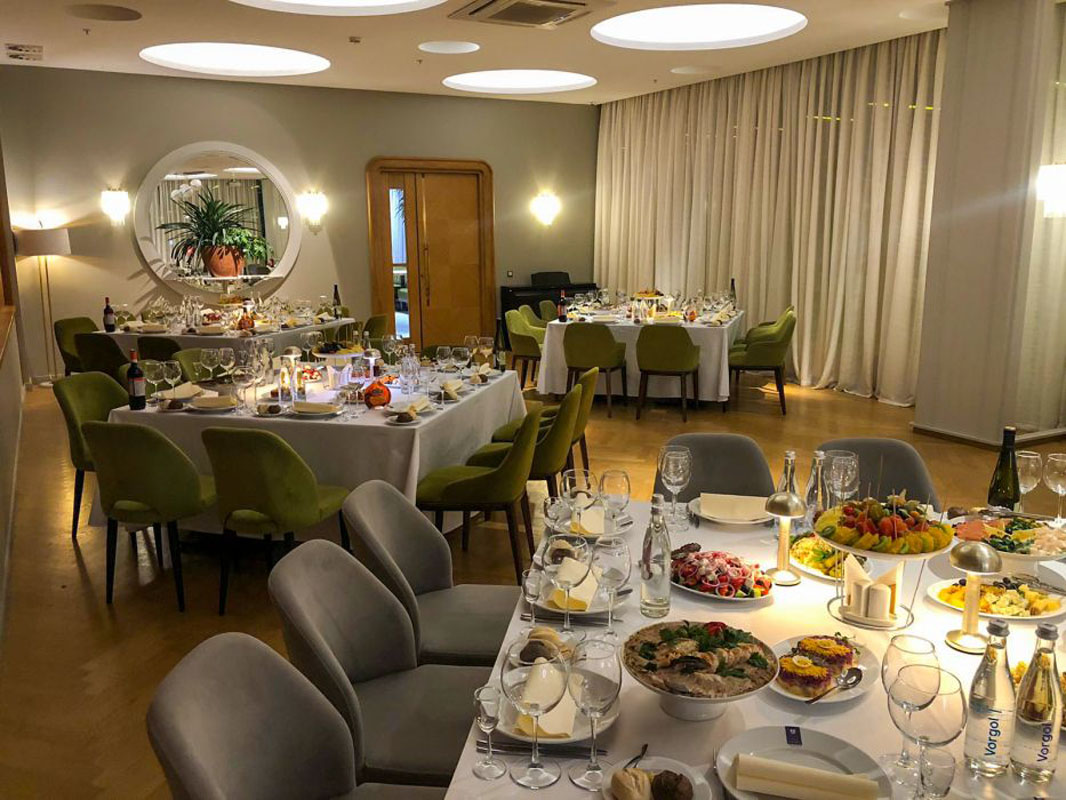 Зал Панно — Банкетные залы Альфа