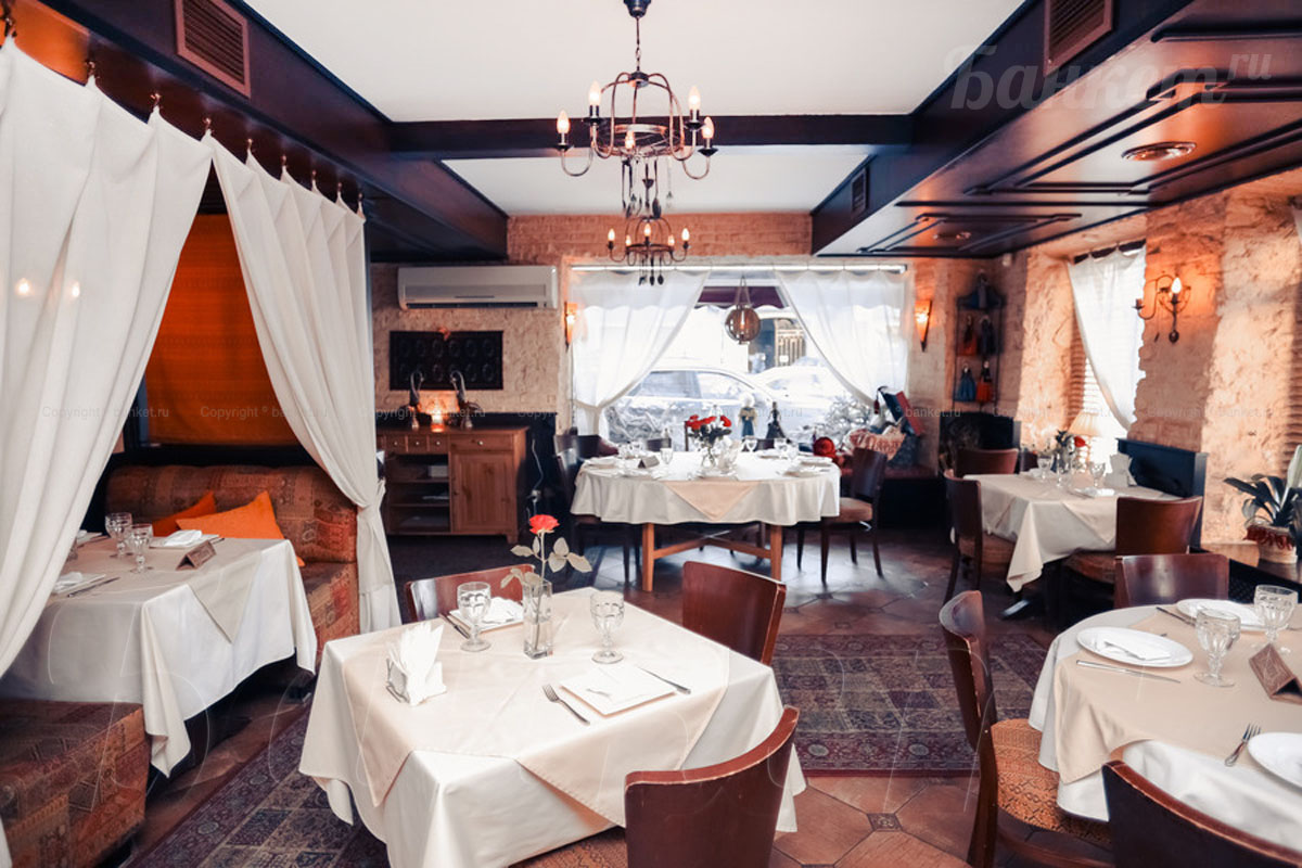 Основной зал — Ресторан  Аджабсандал