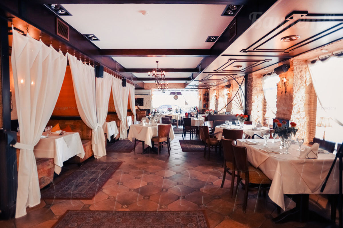 Основной зал — Ресторан  Аджабсандал