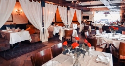 Основной зал