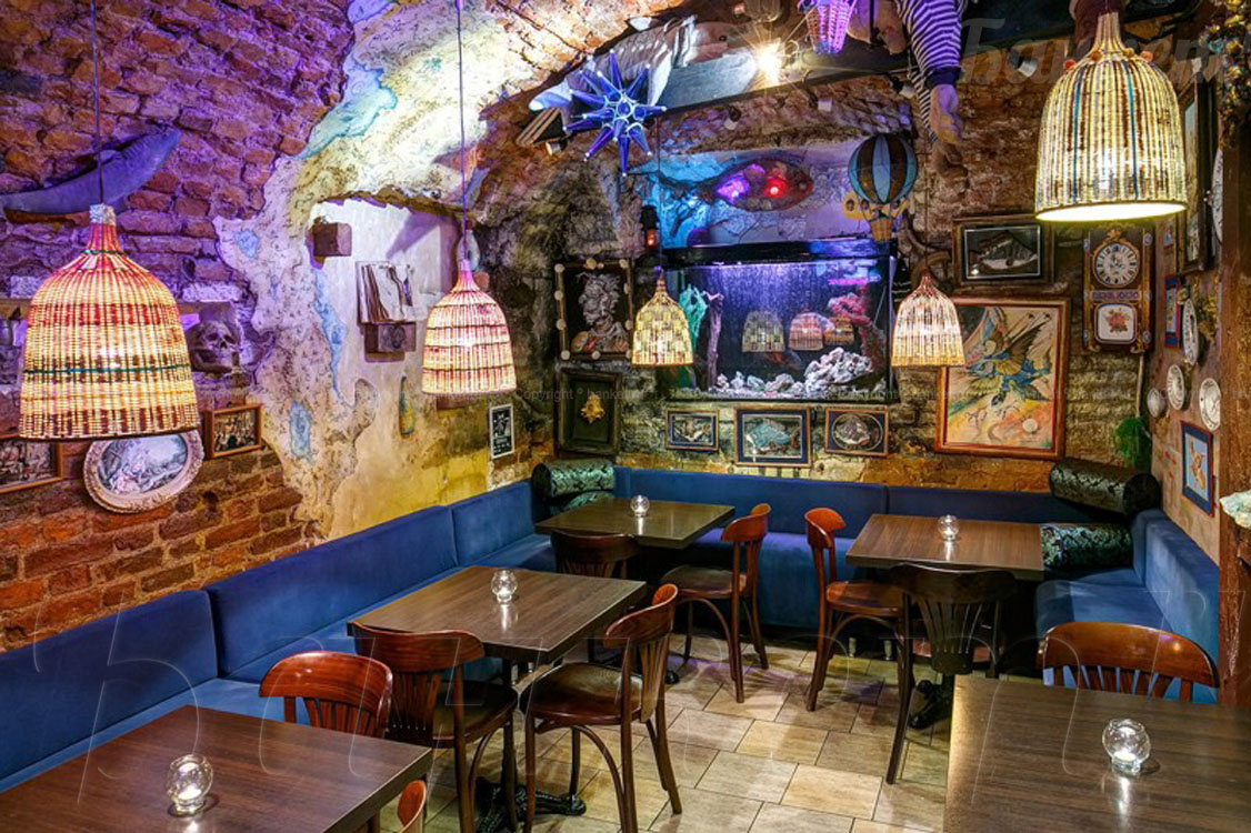 Основной зал — Арт-кафе Сундук