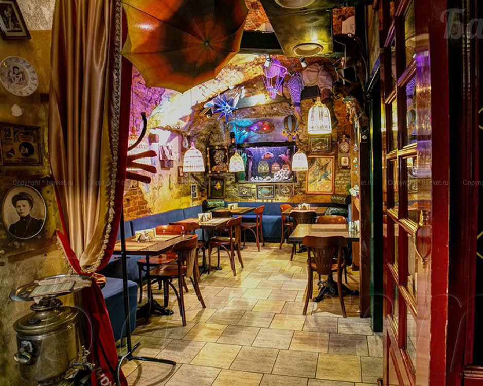 Основной зал — Арт-кафе Сундук