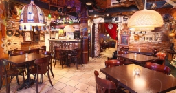 Основной зал