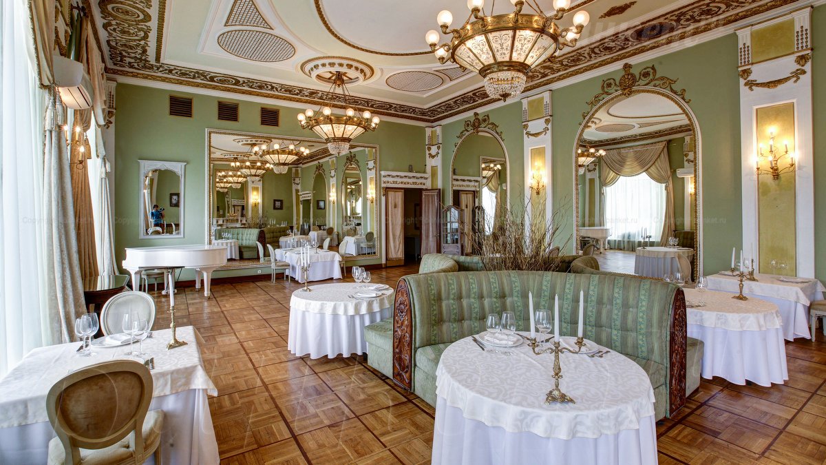 Зеркальный зал — фото 12