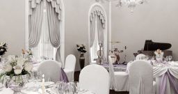 Основной зал — интерьер зала