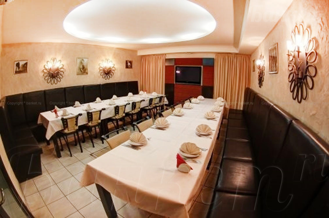 Основной зал — Ресторан Белая Лошадь