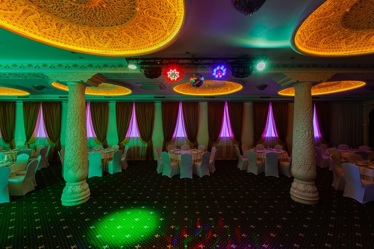 Восточный зал, 2-й этаж — Ресторан. Банкет-Холл. Дом приёмов и торжеств Империя на Шаболовке, 58