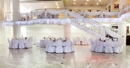 Основной зал