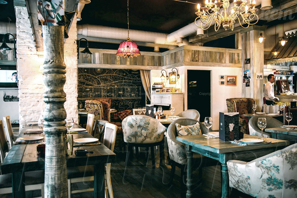 Основной зал — Краеведческий ресторан Соседи