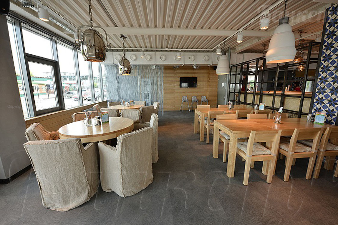 Основной зал — Ресторан Beerman на Речке