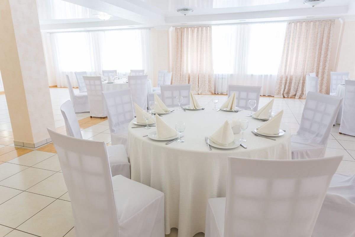 Банкетный зал — Ресторан Аврора