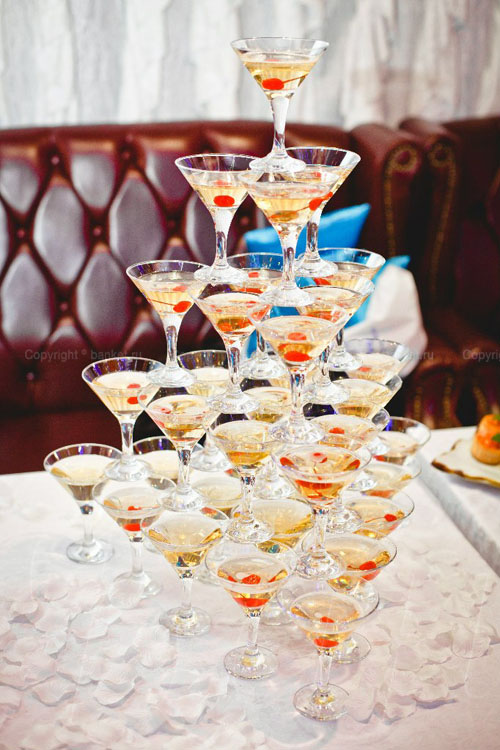 Основной зал — Ресторан караоке-бар Бригантина