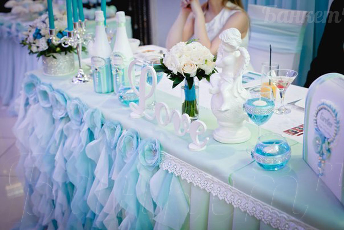 Основной зал — Ресторан караоке-бар Бригантина