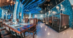 Основной зал