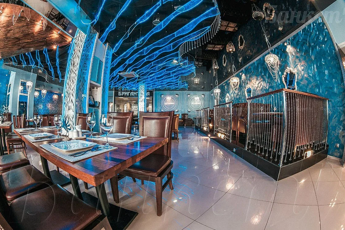 Ресторан караоке-бар Бригантина — Основной зал, фото банкетного зала