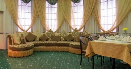 Бильярдная с караоке