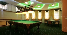 Бильярдная с караоке — подробнее о зале