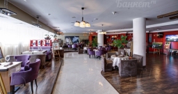 Основной зал — интерьер зала