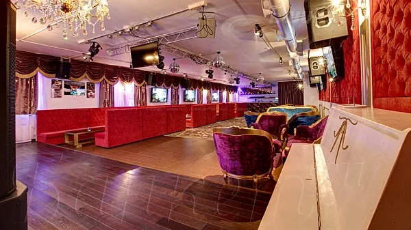 Karaoke - Lounge VS, Основной зал — фото
