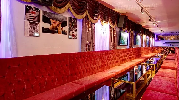 Karaoke - Lounge VS, Основной зал — фото