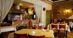 Основной зал