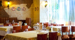 Основной зал