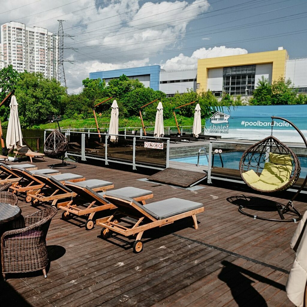 Зал — Pool Bar Chalet
