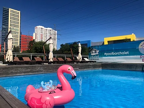 Зал — Pool Bar Chalet