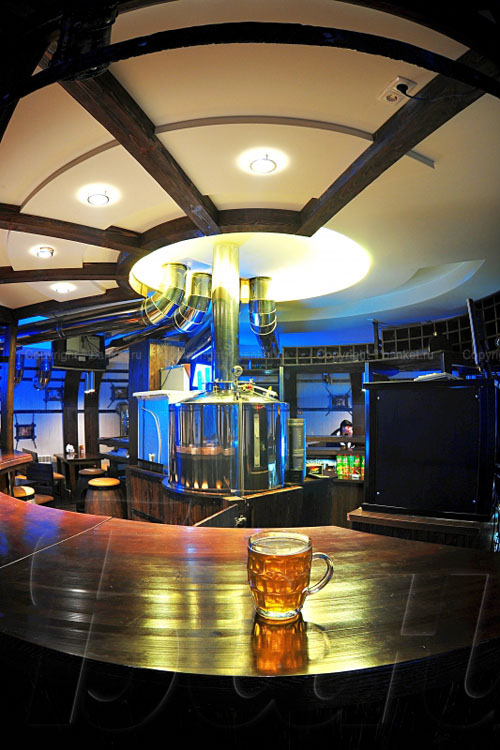 Основной зал — Пивной ресторан Бочка