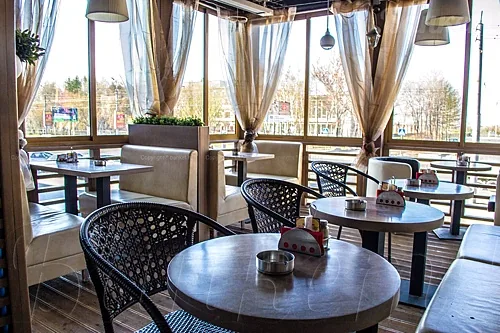 Основной зал — Кофейня Traveler's Coffee
