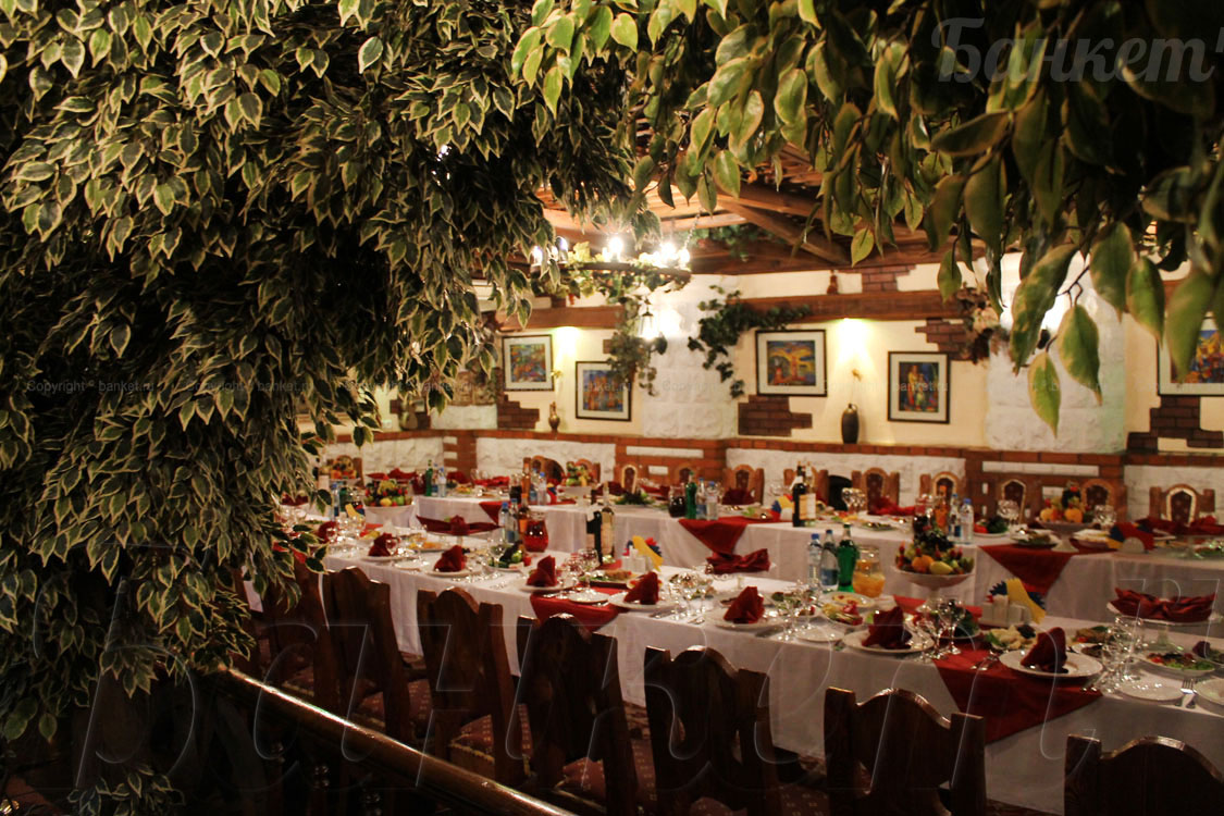 Зал 2 — банкетный зал Старый Дворик, фото