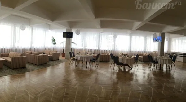 Банкетный зал ресторана Петрово-Дальнее
