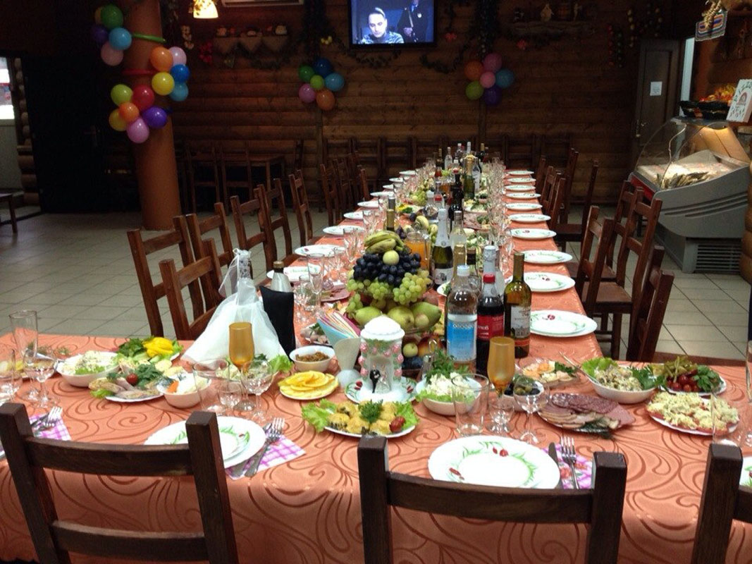 Основной зал — Кафе Избушка