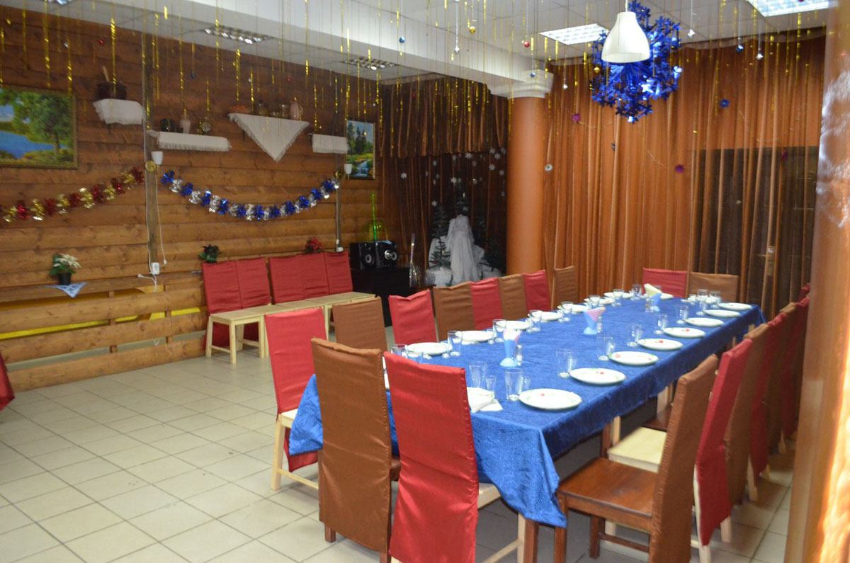 Основной зал — Кафе Избушка