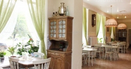 Основной зал