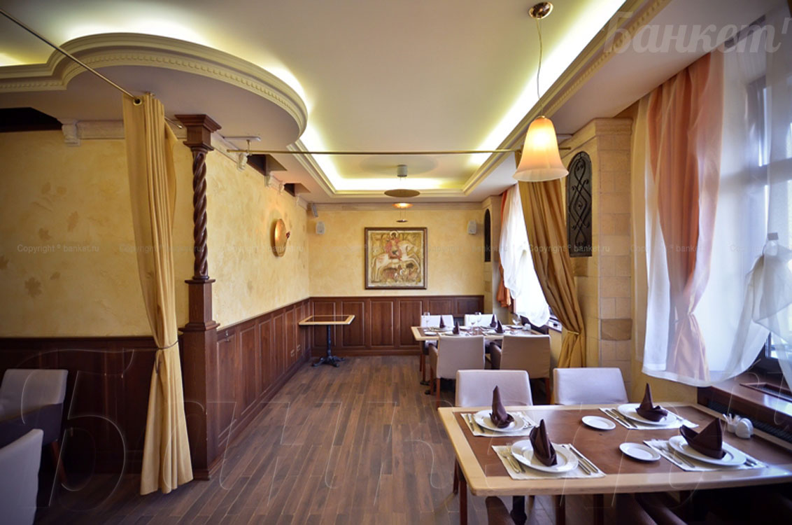 Основной зал — Ресторан Минин и Пожарский