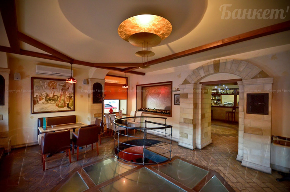Основной зал — Ресторан Минин и Пожарский