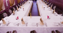 Бордовый зал