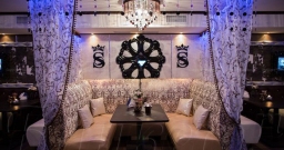 Основной зал